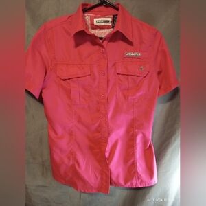 Spider wire woman size 8-10 pinkish red athletic blouse